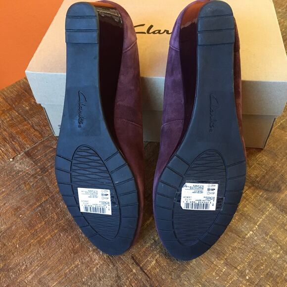 NIB Clarks Mallory Berry Wedge Heel Burgundy 9.5 Corpcore Workwear Classic - Picture 6 of 6